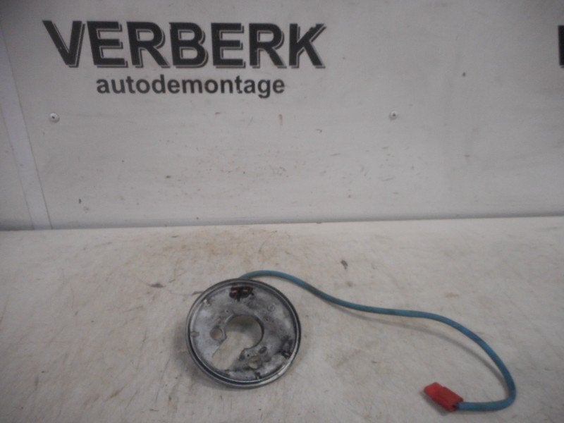 COLLECTEUR TOURNANT Mercedes-Benz 190 (W201) (1244620597), Autos : Pièces & Accessoires, Mercedes-Benz, Utilisé, Dialog.mb@mercedes-benz.com