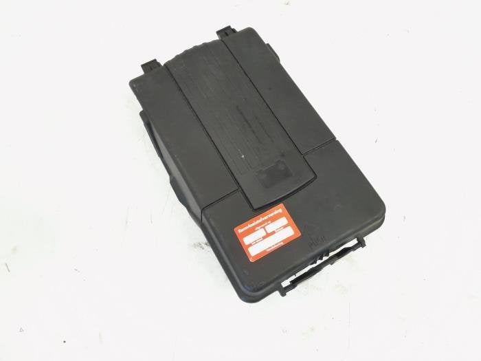 Couvercle de la batterie d'un Volkswagen Passat, Volkswagen, -, 3 mois de garantie, Utilisé