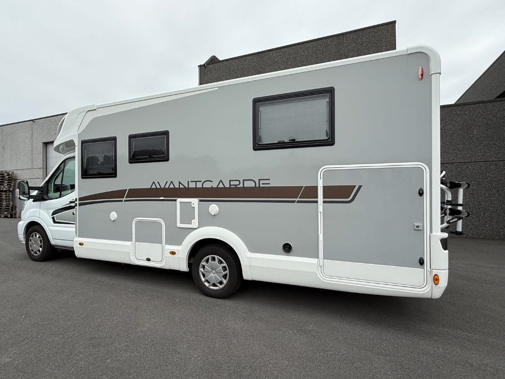 Mobilhome Mc Louis Avant-Garde 2024 met 10800km Aut 170 pk, Automaat, Ringverwarming, Diesel, Particulier