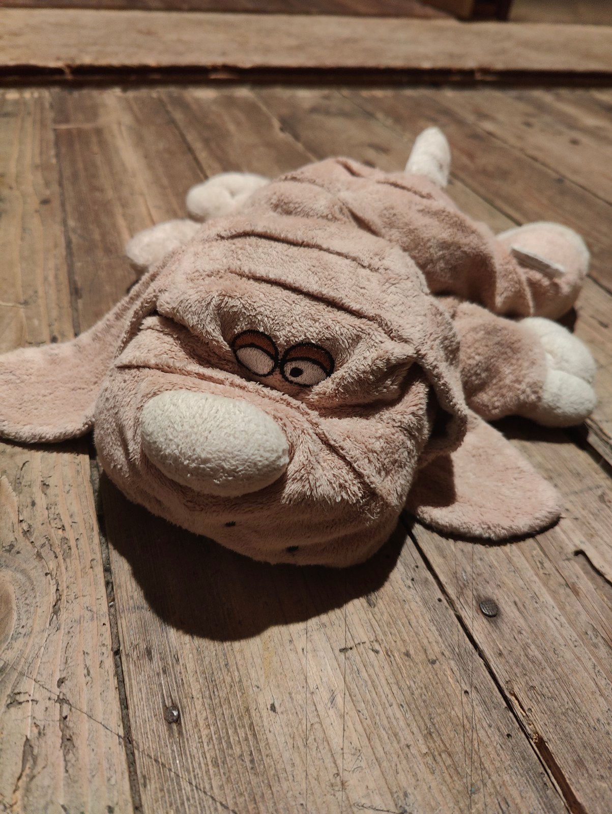 Knuffels, Enlèvement