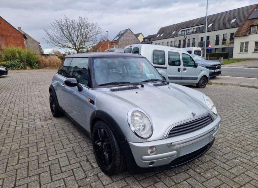 Mini Cooper–1.6 Benzine Automaat 186000km Direct Rijklaar, Auto's, Mini, Automaat, Zwart, 1600 cc, Leder