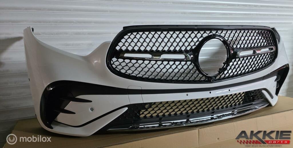 W254 X254 Mercedes GLC bumper voor AMG  ('22->) A2548851501, Utilisé, Avant, Enlèvement ou Envoi, Pare-chocs