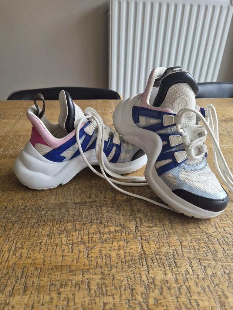 Louis Vuitton runners maat 35, Dansschoenen, Ophalen of Verzenden, Zo goed als nieuw, Louis vuitton