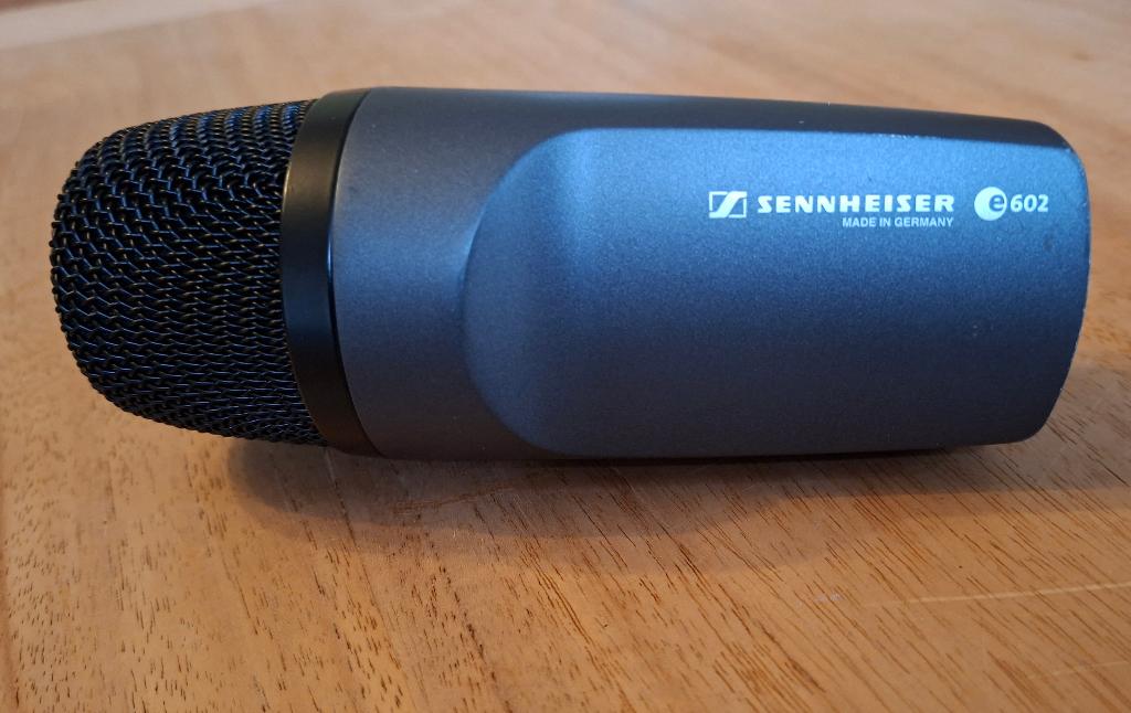 Sennheiser E602 microfoonkick, bas, Ophalen of Verzenden, Gebruikt, Instrumentmicrofoon