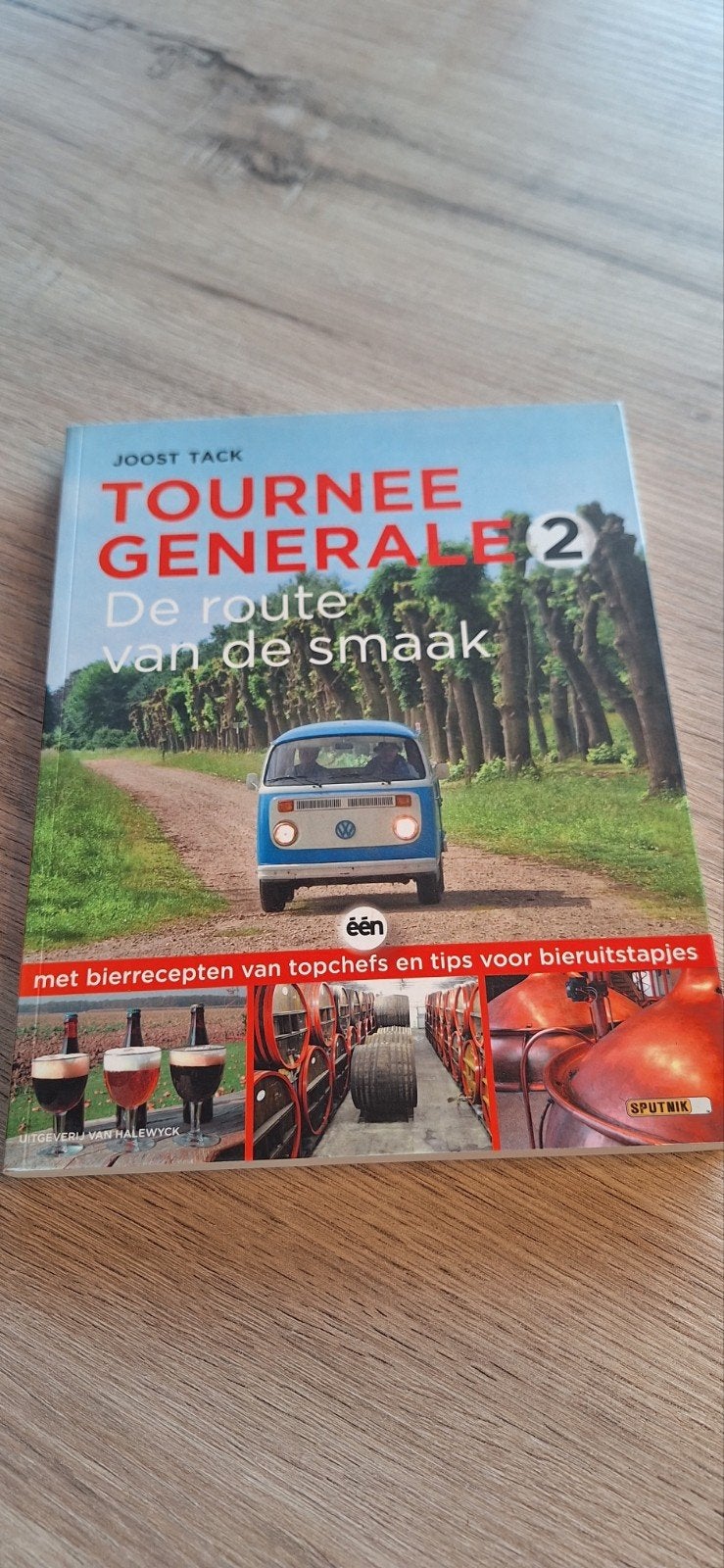 De route van de smaak bierboek, Ophalen of Verzenden, Zo goed als nieuw, Joost Tack