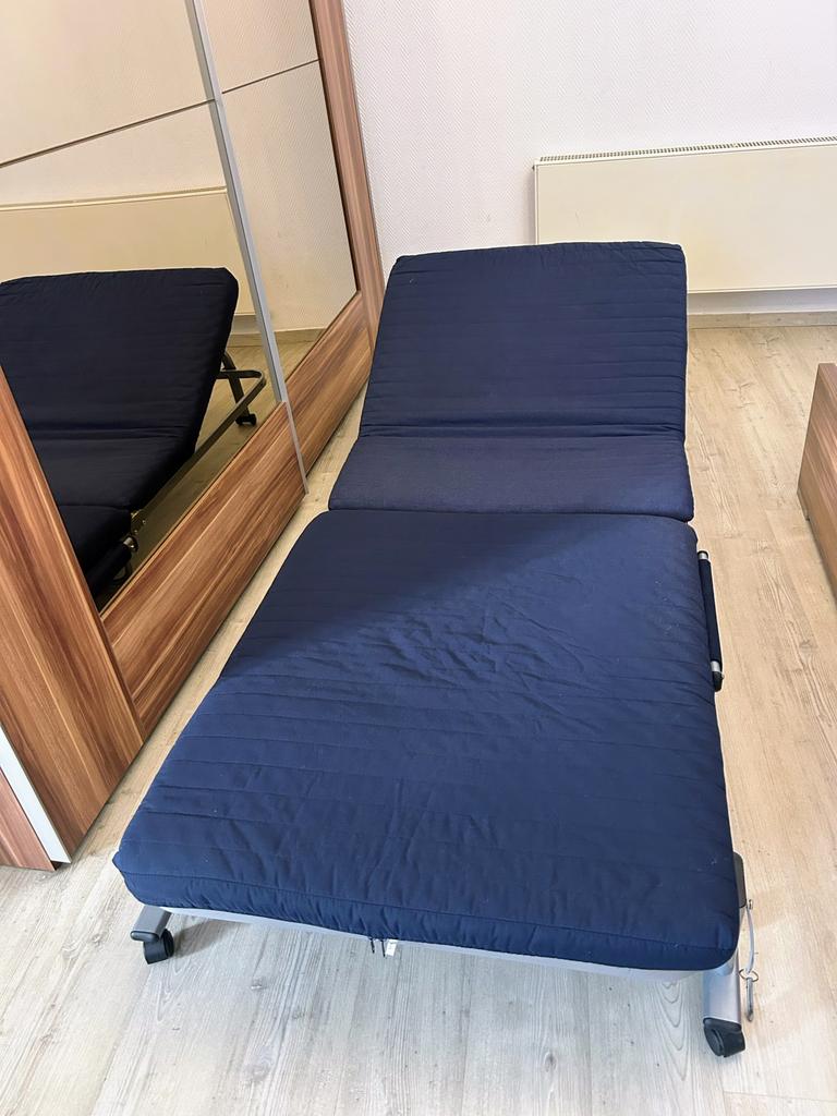 Lit pliant 1 personne/Opklapbaar eenpersoonsbed, Enlèvement, Comme neuf