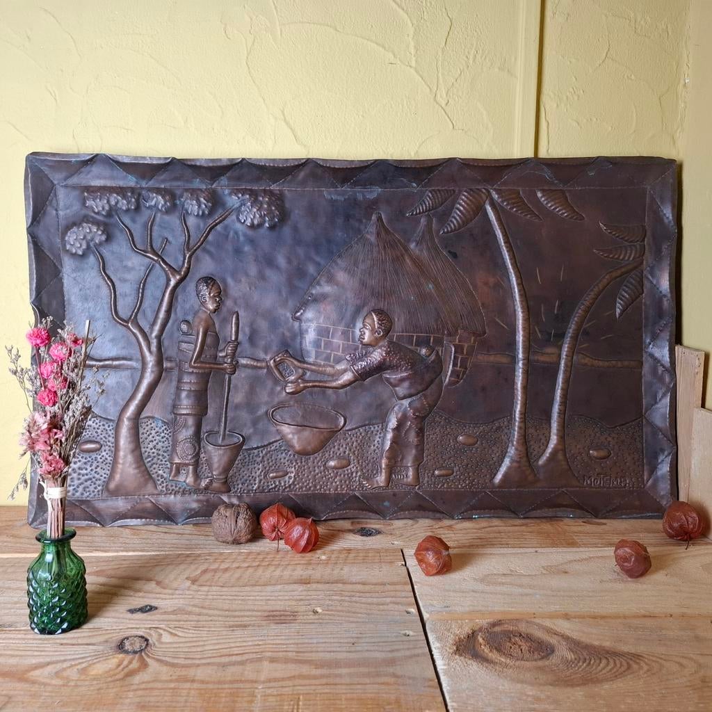 Panneau en cuivre repoussé africain vintage, Maison & Meubles, Enlèvement