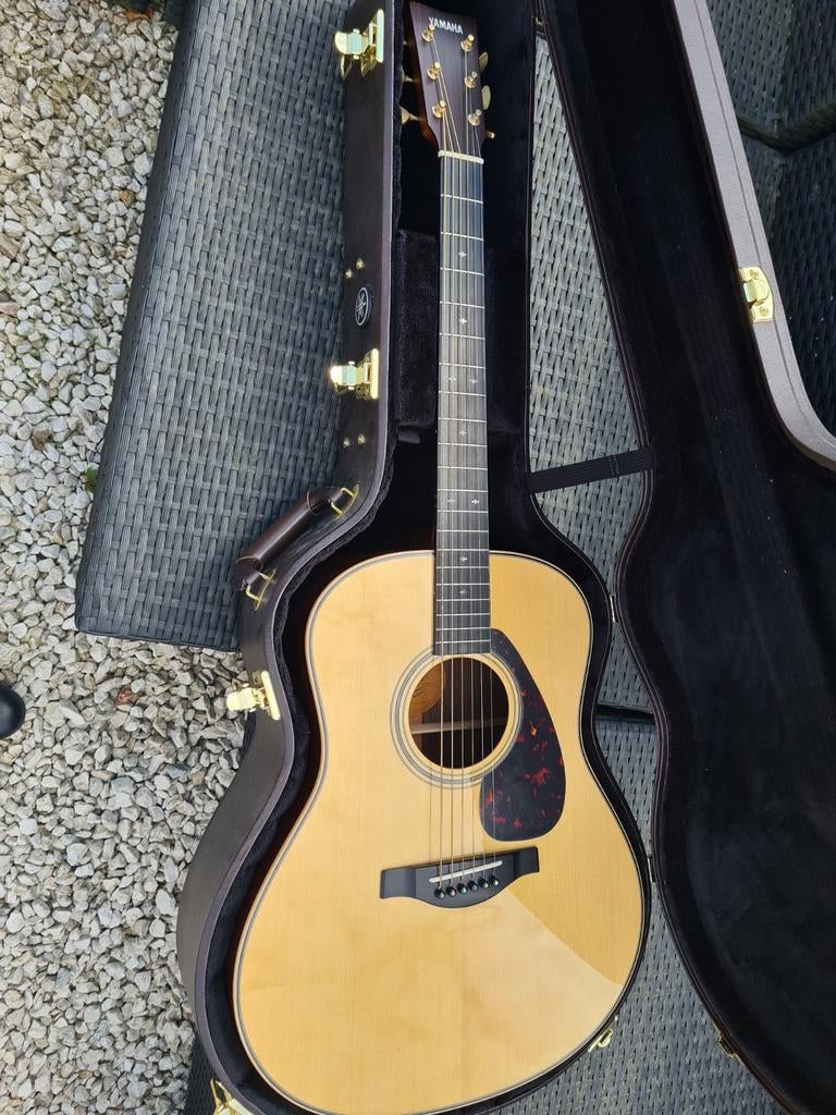 Yamaha LL26 are, Musique & Instruments, Instruments à corde | Guitares | Acoustiques, Enlèvement