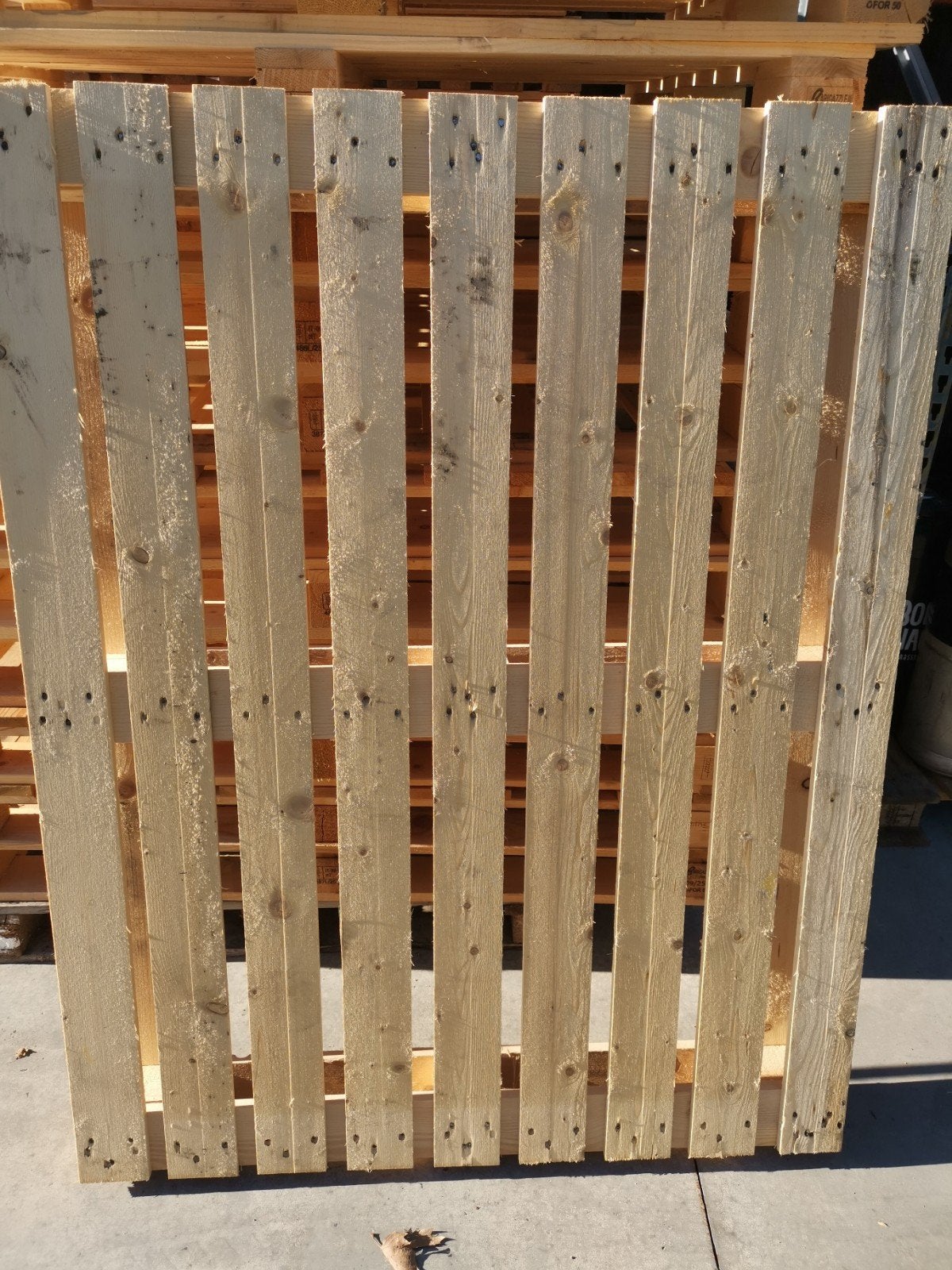 lot de 100 palettes CROWN 140x110cm, Tuin en Terras, Ophalen, 100 tot 150 cm, 100 tot 150 cm, Zo goed als nieuw