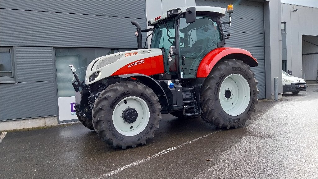 Steyr 4115 Profi slechts 270 uren, Articles professionnels, Jusqu'à 2500, Steyr, 80 à 120 ch, Enlèvement