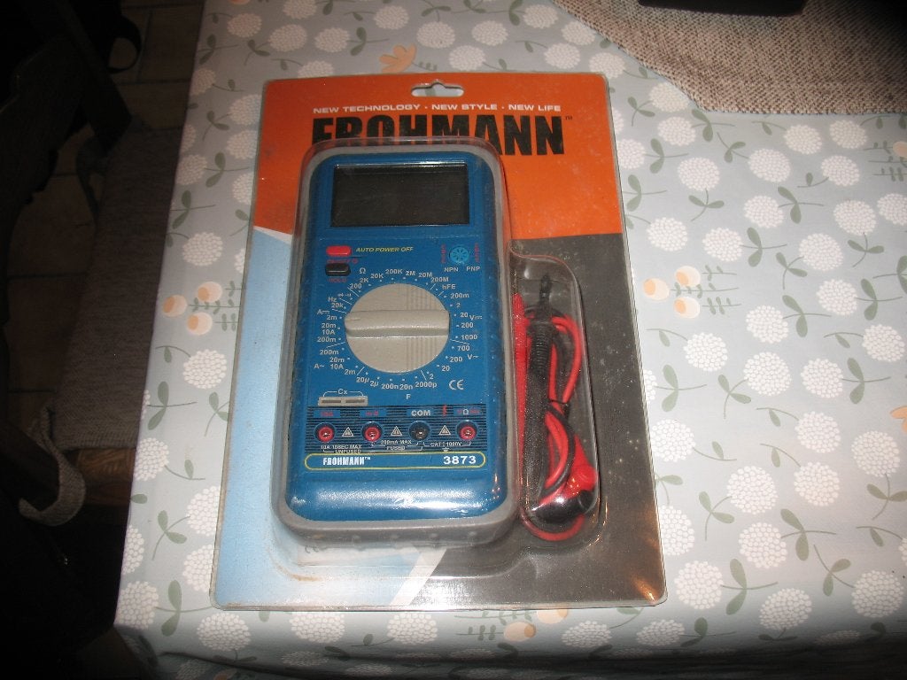 nouveau multimètre numérique, Electroménager, Électroménager & Équipement Autre, Enlèvement ou Envoi, Neuf