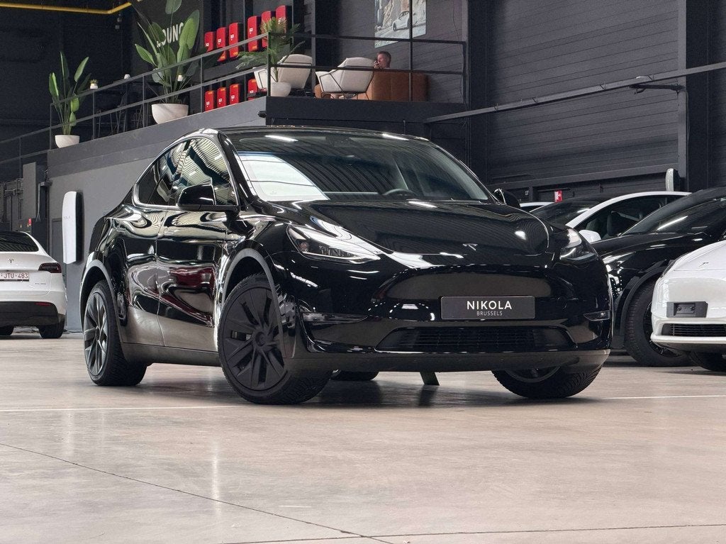Tesla Model Y LONG RANGE - ALL WHEEL DRIVE - AUTOPILOT, Auto's, Zwart, Zwart, 5 zetels, Lichtsensor