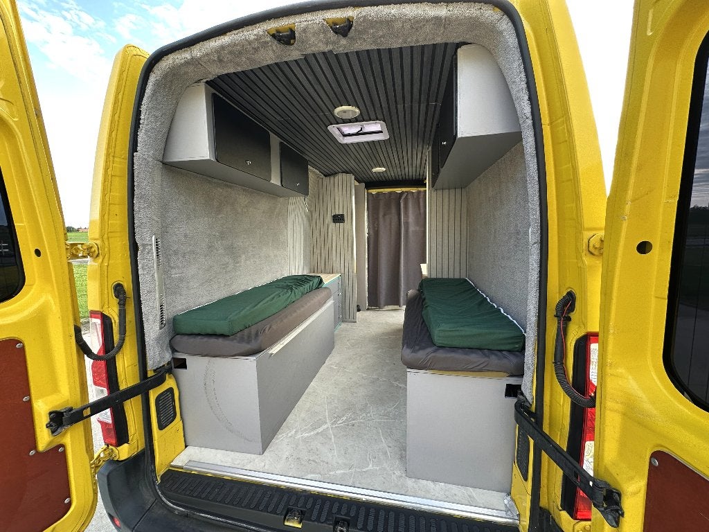 Kampeerwagen Renault Master automaat VOLLEDIG GEEQUIPEERD, Auto's, Renault, Automaat, Monovolume, Zwart, 2500 kg