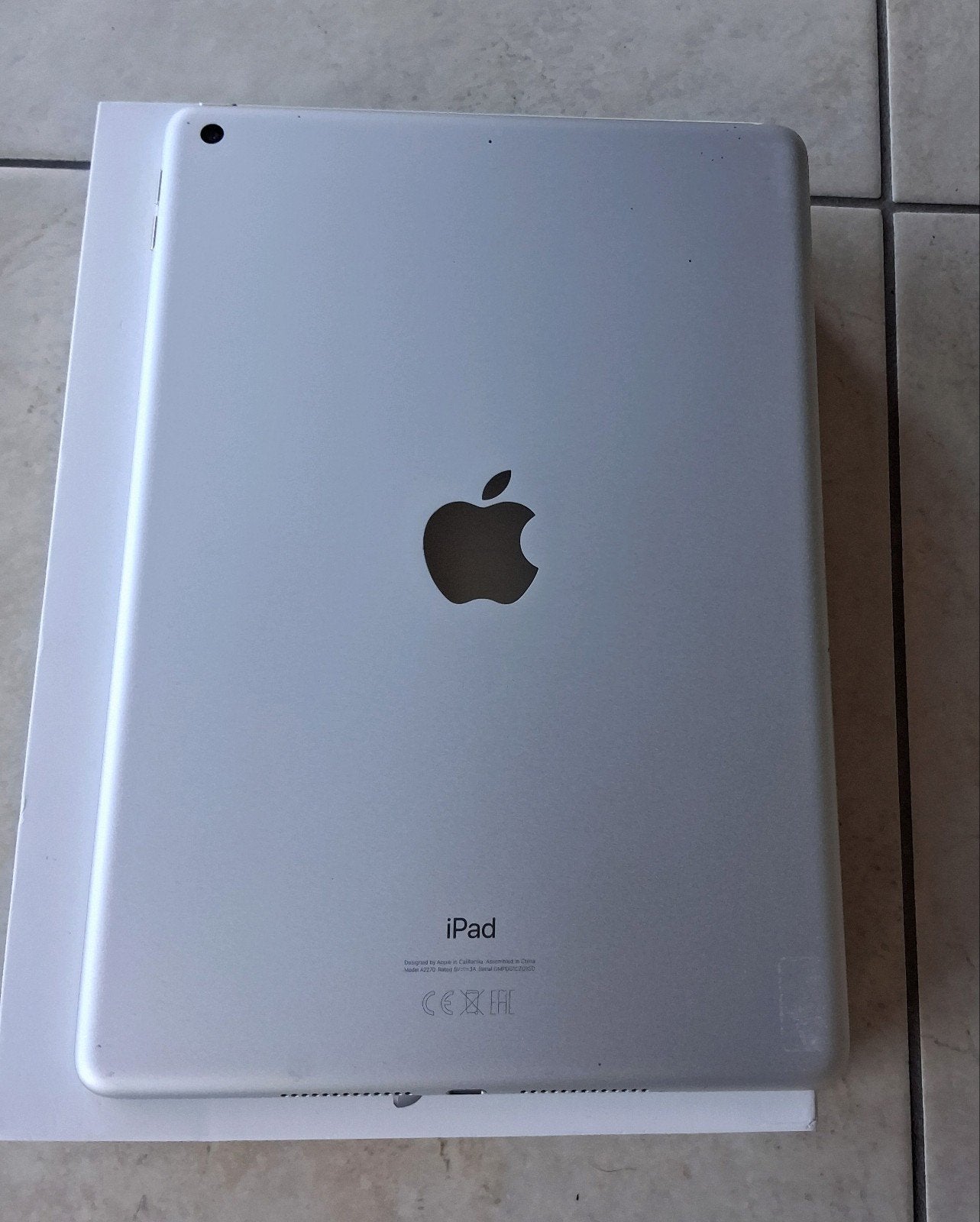 Apple iPad A12, Computers en Software, Apple iPads, Overige modellen, Wi-Fi, 10 inch, Zilver, Ophalen of Verzenden