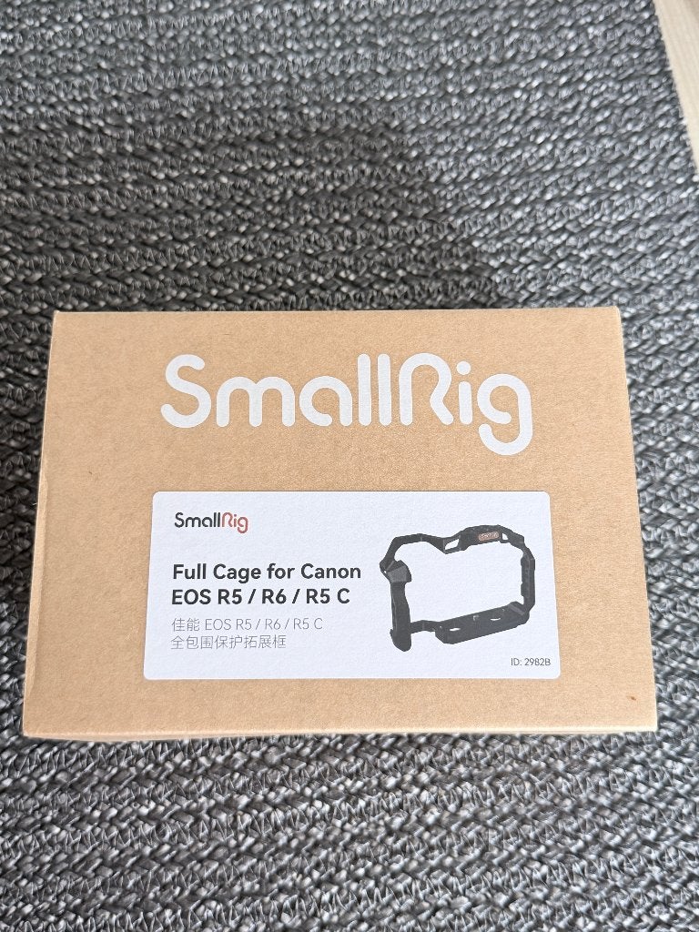 smallring cage voor canon R5 of R6 en R5 C, Audio, Tv en Foto, Fotocamera's Digitaal, Ophalen, Zo goed als nieuw, Canon