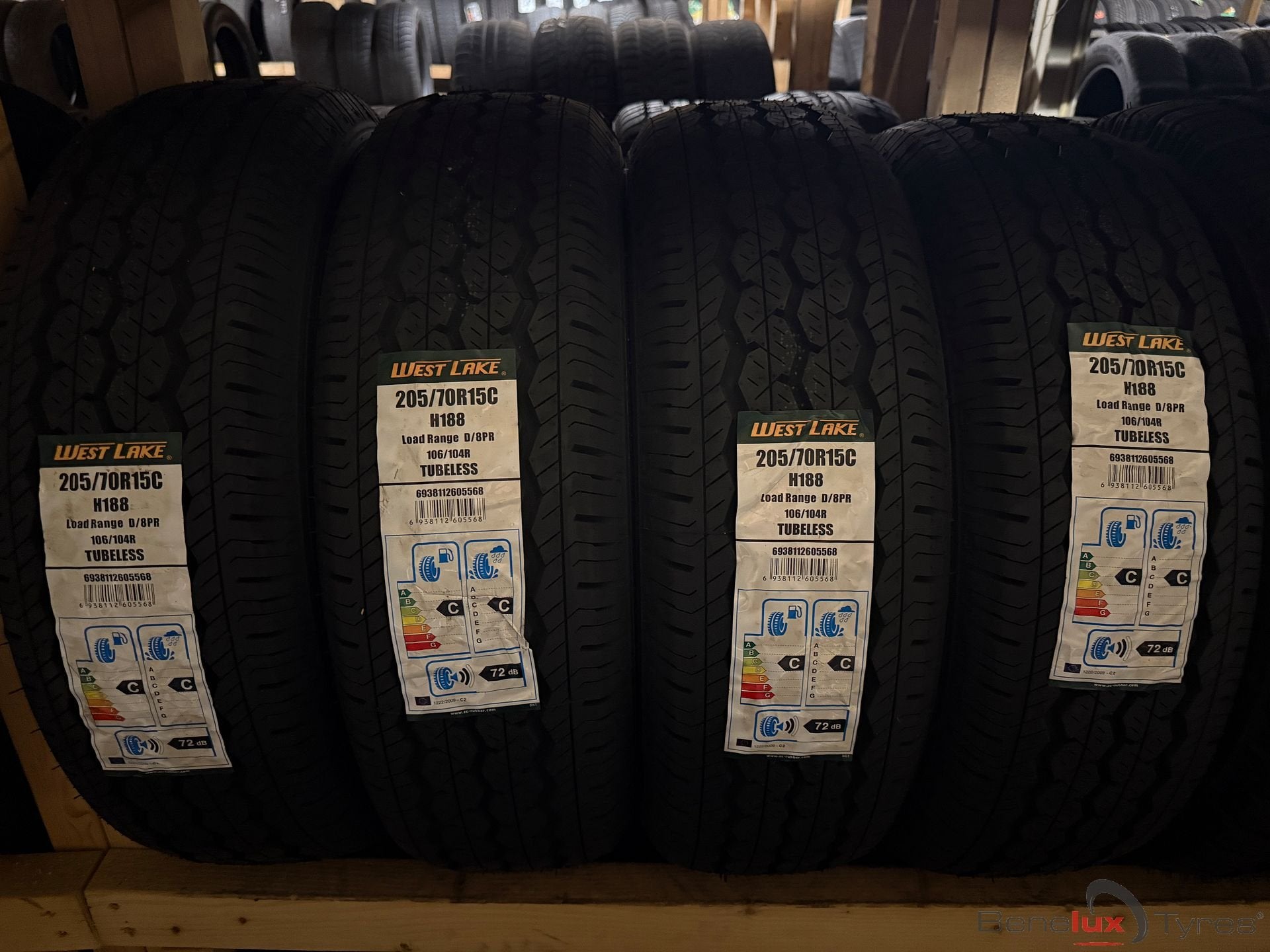 205/70R15c Westlake 205/70R15 205/70/15 205/70 R15 2057015, 15 inch, -, -, Nieuw