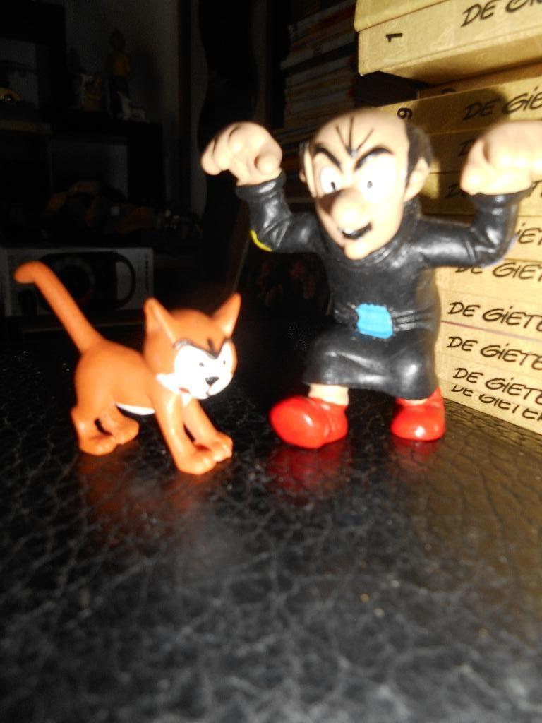 Gargamel + Azrael ( Schleich), Enlèvement ou Envoi, Gargamel