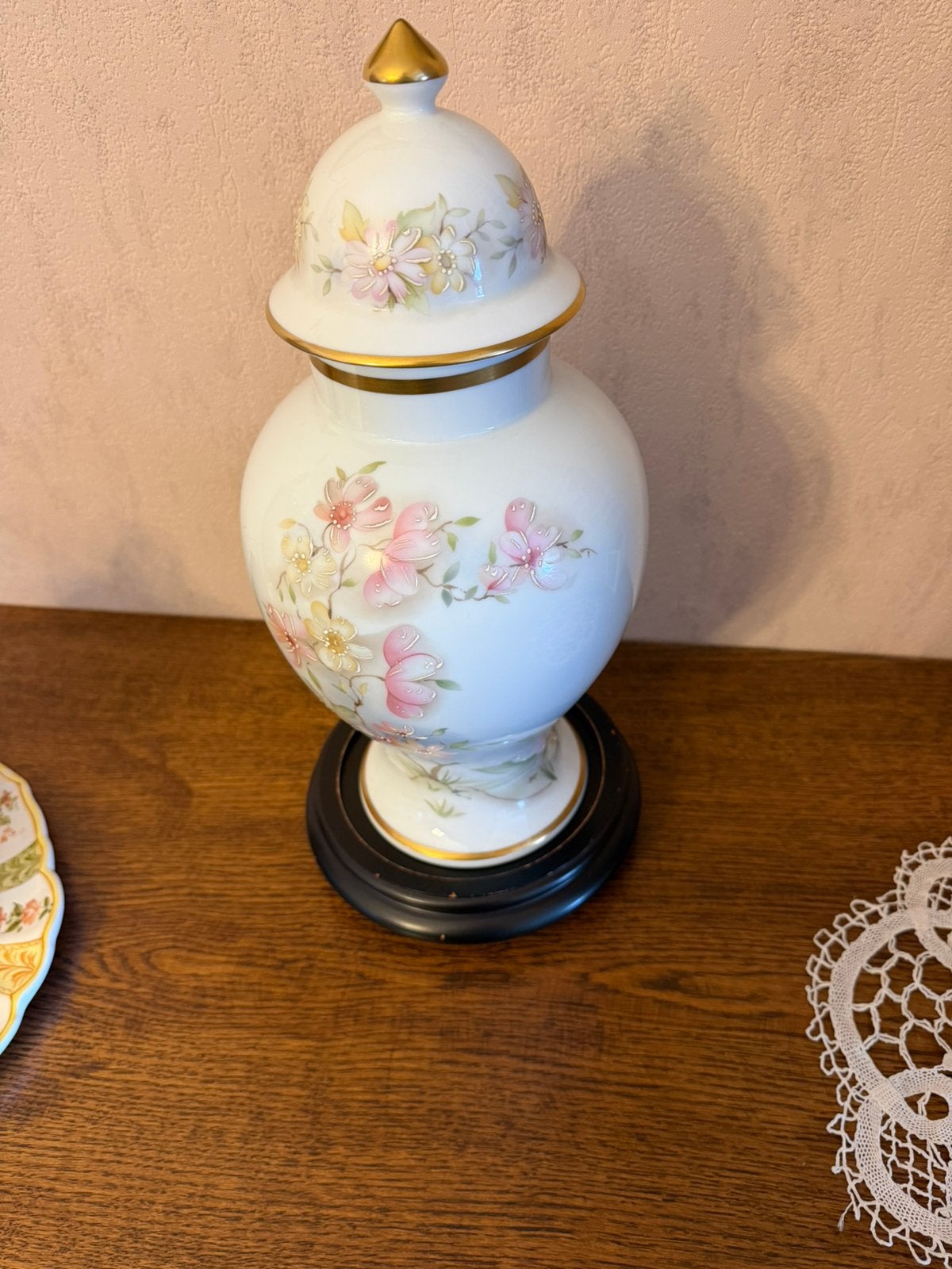 Vintage Handgeschilderde Bloem Motief Porseleinen, Ophalen of Verzenden