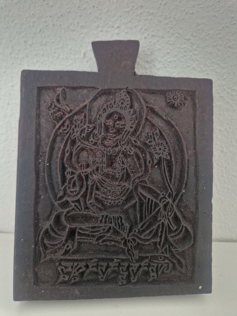 Zwarte amulet afbeelding van Manjushri, Ophalen