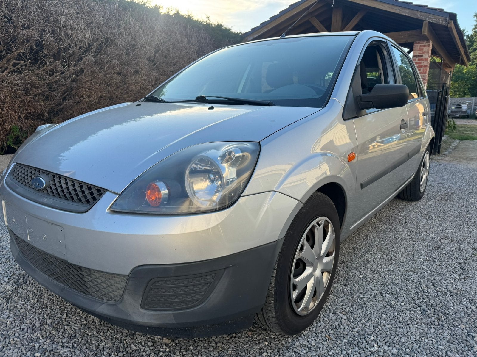 Ford fiesta 5d benzine met keuring en garantie, Auto's, Ford, Bedrijf, Te koop, Benzine, Centrale vergrendeling