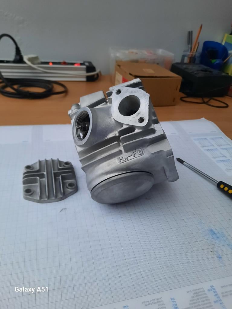 Honda dax st70 comple cilinderkop origineel Honda 6 volt nt, Ophalen of Verzenden