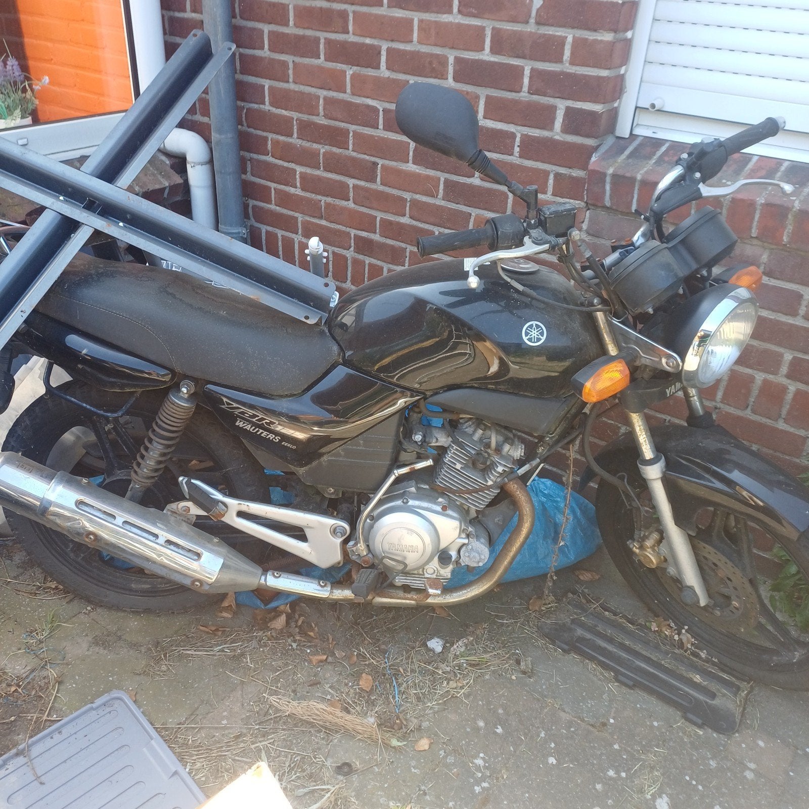 Yamaha 125cc, Enlèvement