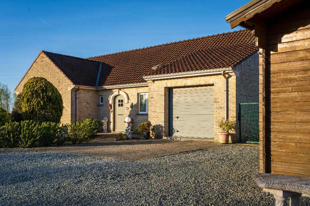 Energiepositieve landelijke woning te koop in Lebbeke, Provincie Oost-Vlaanderen, 2 kamers, Vrijstaande woning, Verkoop zonder makelaar