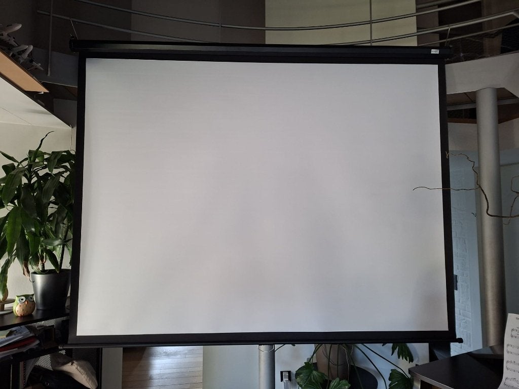 Nieuw Manueel projectiescherm 100", TV, Hi-fi & Vidéo, Écrans de projection, Neuf, Manuel, Enlèvement