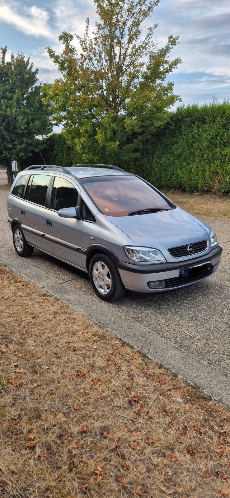 Opel Zafira 7 place. Prete a immatriculer Car-Pass, Achat, 7 places, Boîte manuelle, Particulier