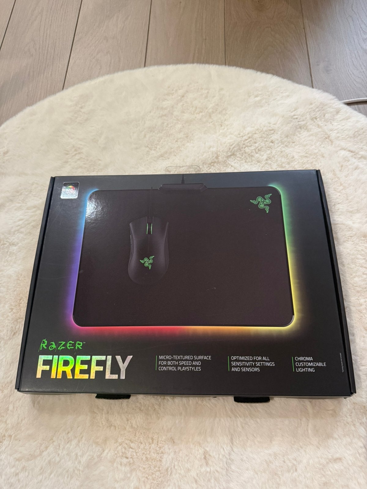 Razer Firefly Chroma Gaming Muismat RGB (Hard), Ophalen of Verzenden, Gaming muismat, Zo goed als nieuw