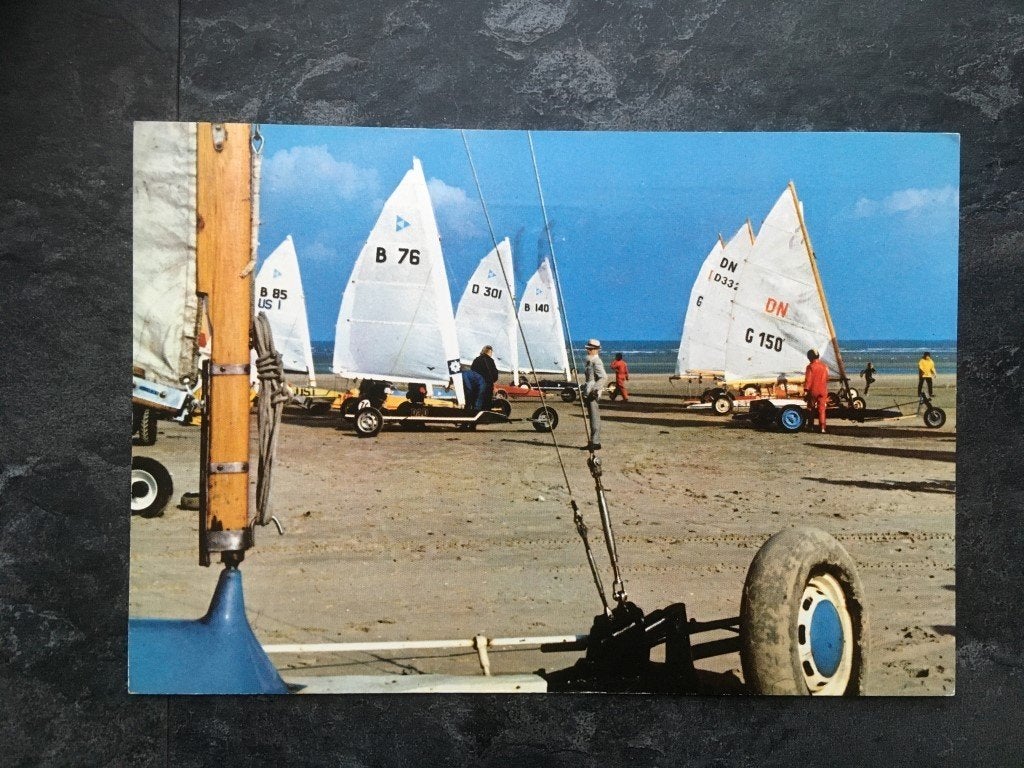 postkaart zeilwagens Belgische kust, Ophalen of Verzenden