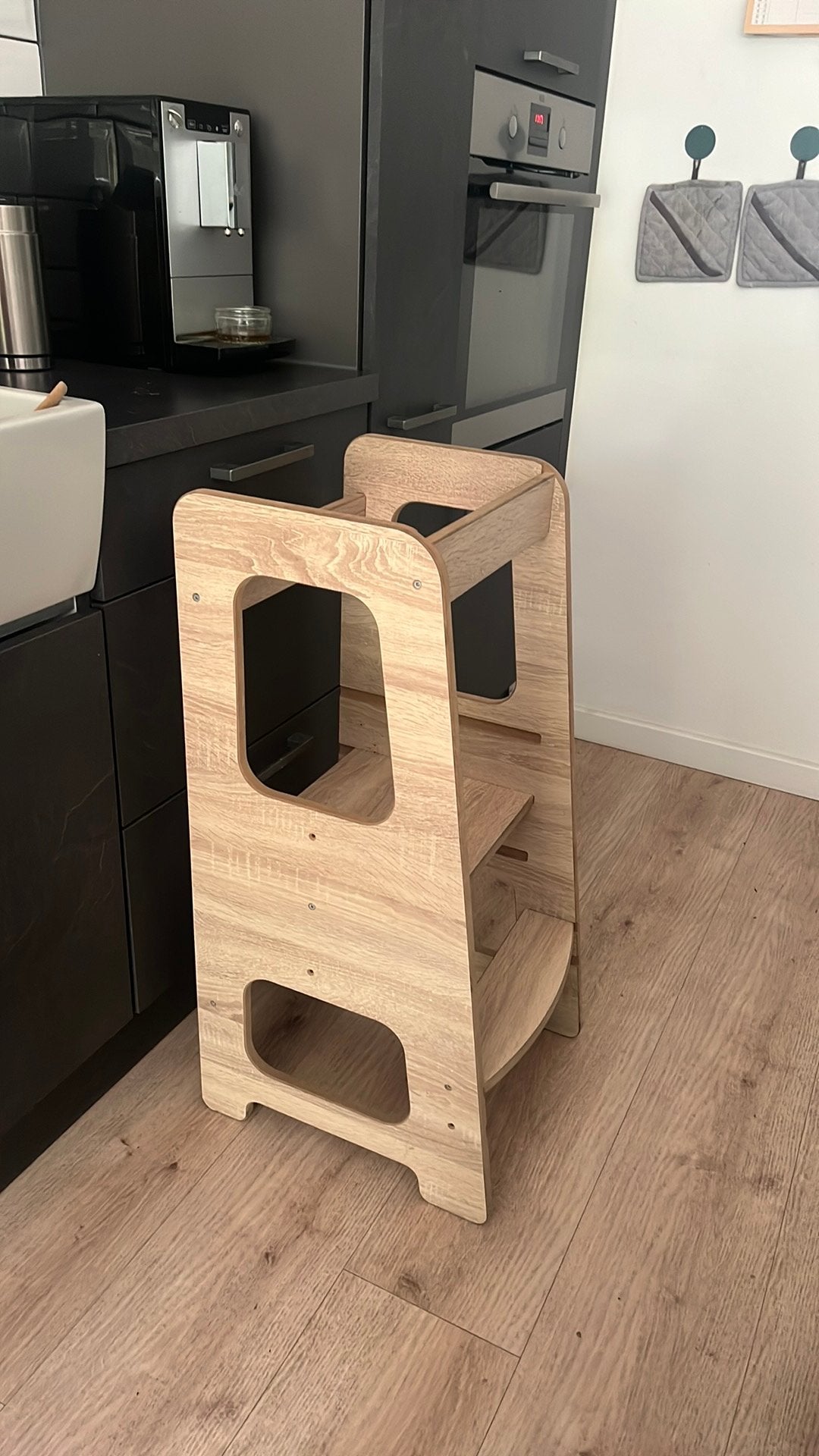 Houten Montessori leertoren, Ophalen, Gebruikt, Stoel(en)