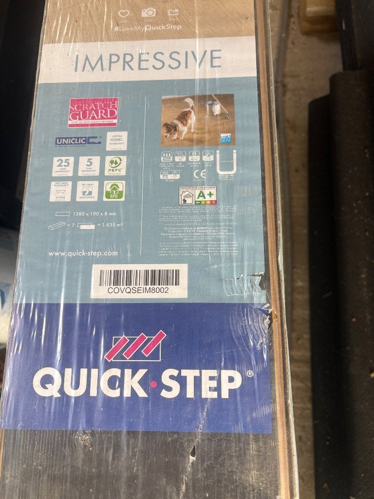 Quick-Step Impressive, en 8 mm, avec 1,835 m² par paquet., Maison & Meubles, Enlèvement ou Envoi, Neuf