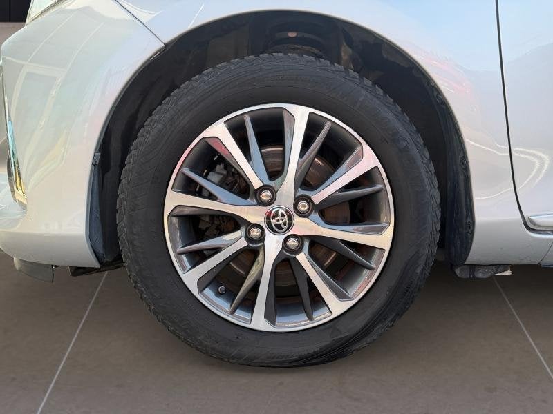 Toyota Yaris Y20, Auto's, Automaat, 1498 cc, https://public.car-pass.be/vhr/c7346b86-376a-4ab7-bb6a-737b6b00a528, 100 pk