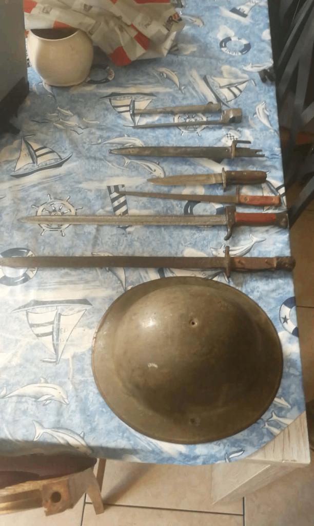 Casque anglais baionette, Collections, Objets militaires | Seconde Guerre mondiale, Enlèvement, Autres