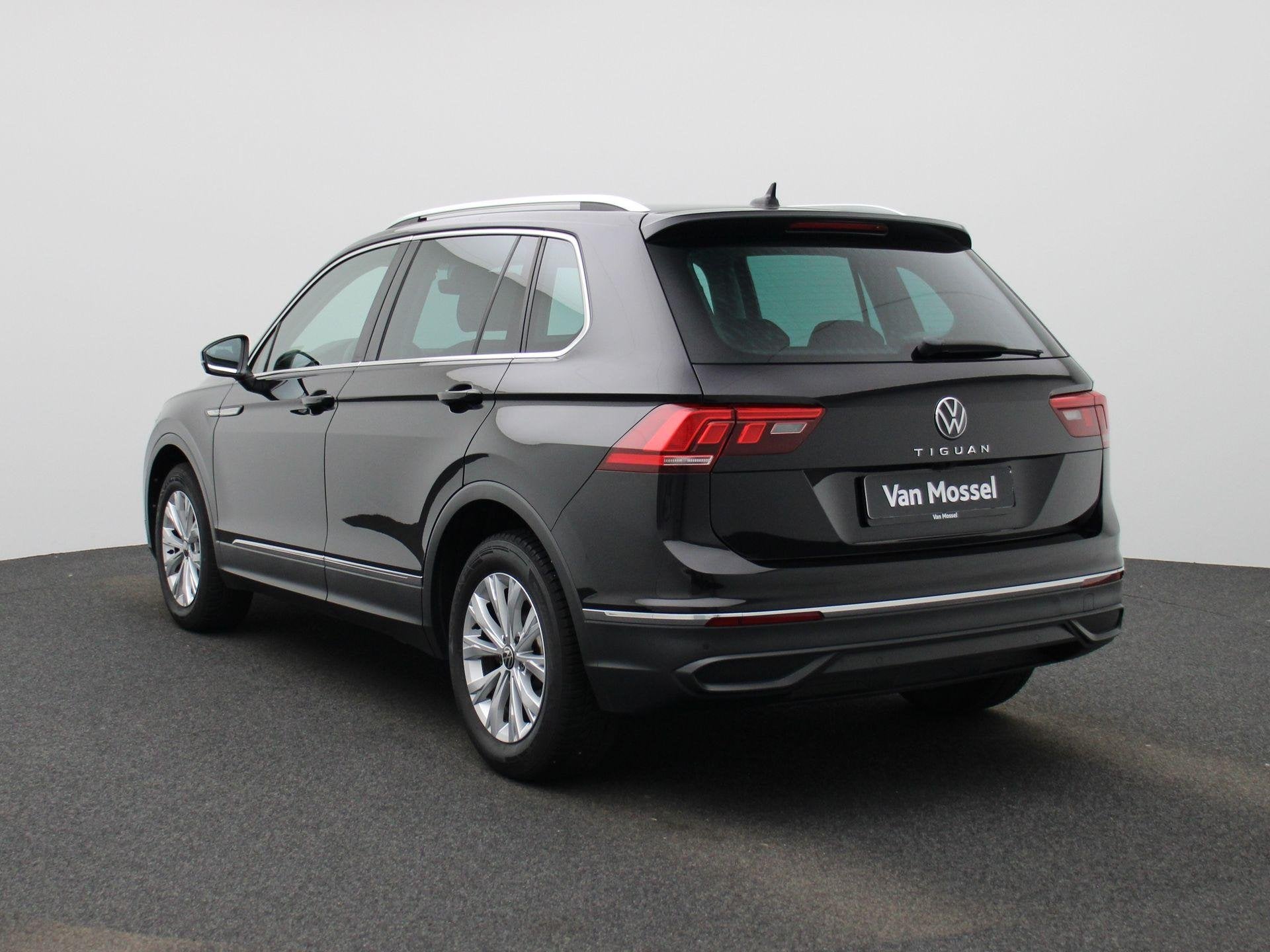 Volkswagen Tiguan 2.0 TDI 110kW DSG Life Business, https://public.car-pass.be/vhr/1f83e41f-08bc-4ff0-9886-e3273e5fdaf8, 110 kW