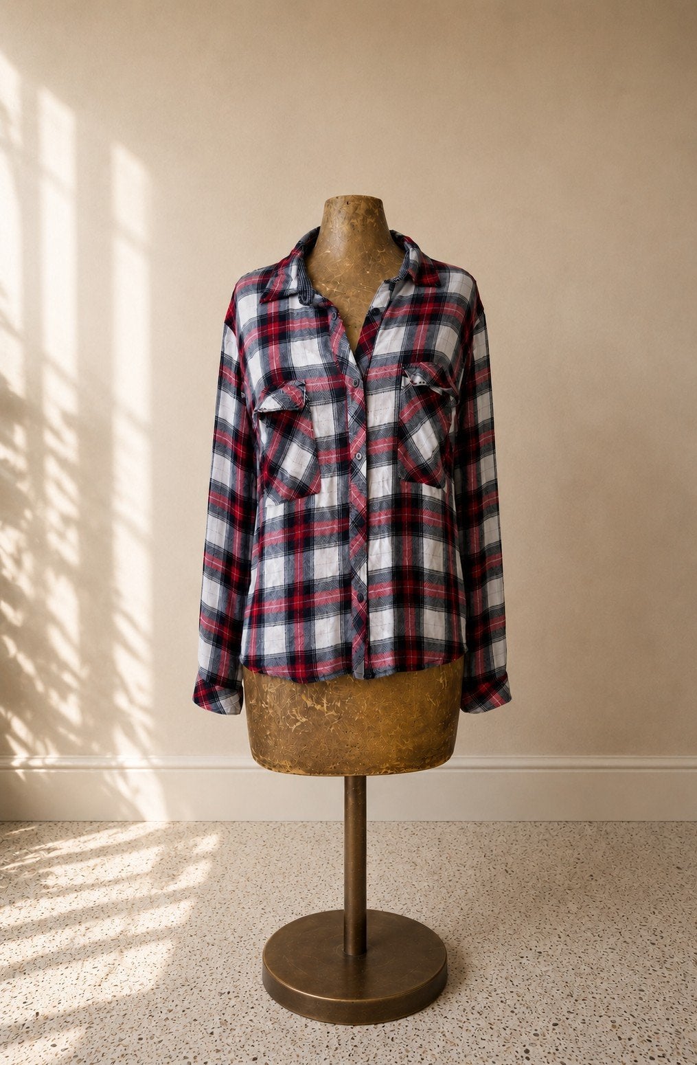 Prachtig casual chique viscose overhemd van Guess TL40, Maat 38/40 (M), Guess, Ophalen of Verzenden, Zo goed als nieuw