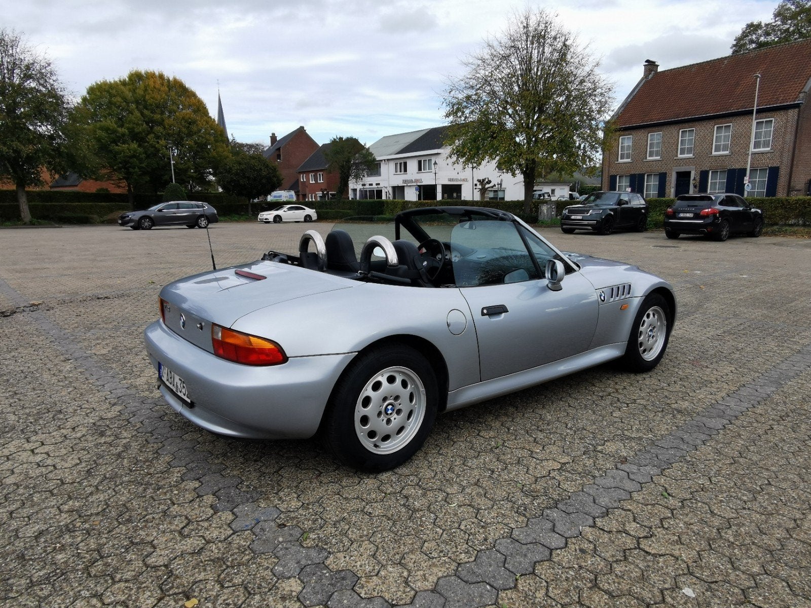 À vendre Bmw Z3 Arctissiber 1,8i Garantie 139 000km, Autos, Argent ou Gris, Achat, 1795 cm³, Entreprise