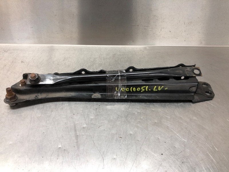 RADIATEUR SUPPORT Toyota Auris Touring Sports (E18), Utilisé, Toyota