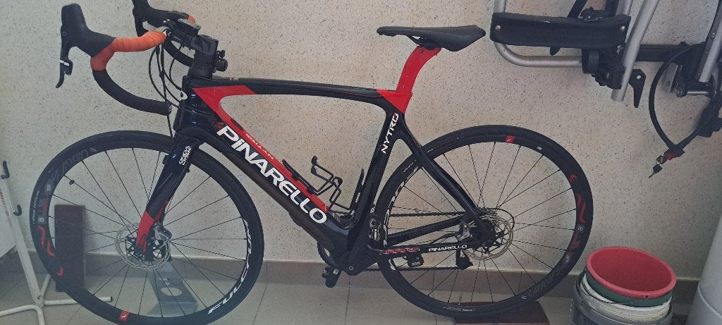 Pinarello Nytro elektrisch 52, 28 inch, Gebruikt, Carbon, 49 tot 53 cm
