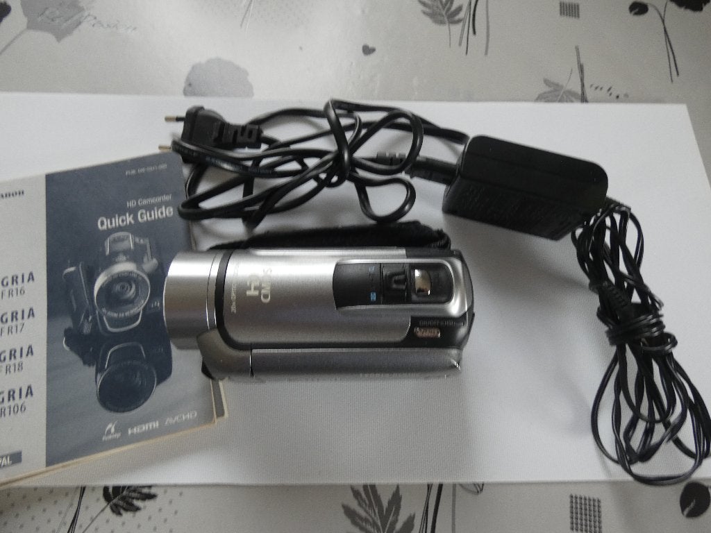 Canon Legria HFR16, Envoi, Comme neuf, Caméra, Canon