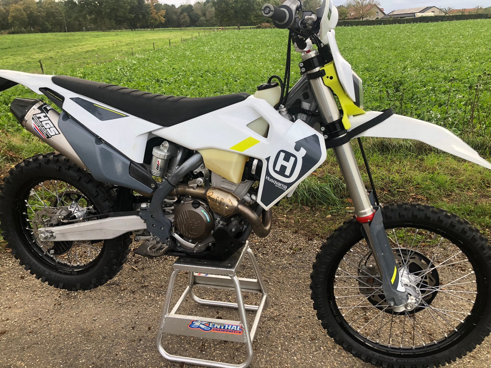 Te koop Husqvarna FE350, bj.2022., Motos, 350 cm³, Occasion, Particulier, Permis Moto A2 minimum