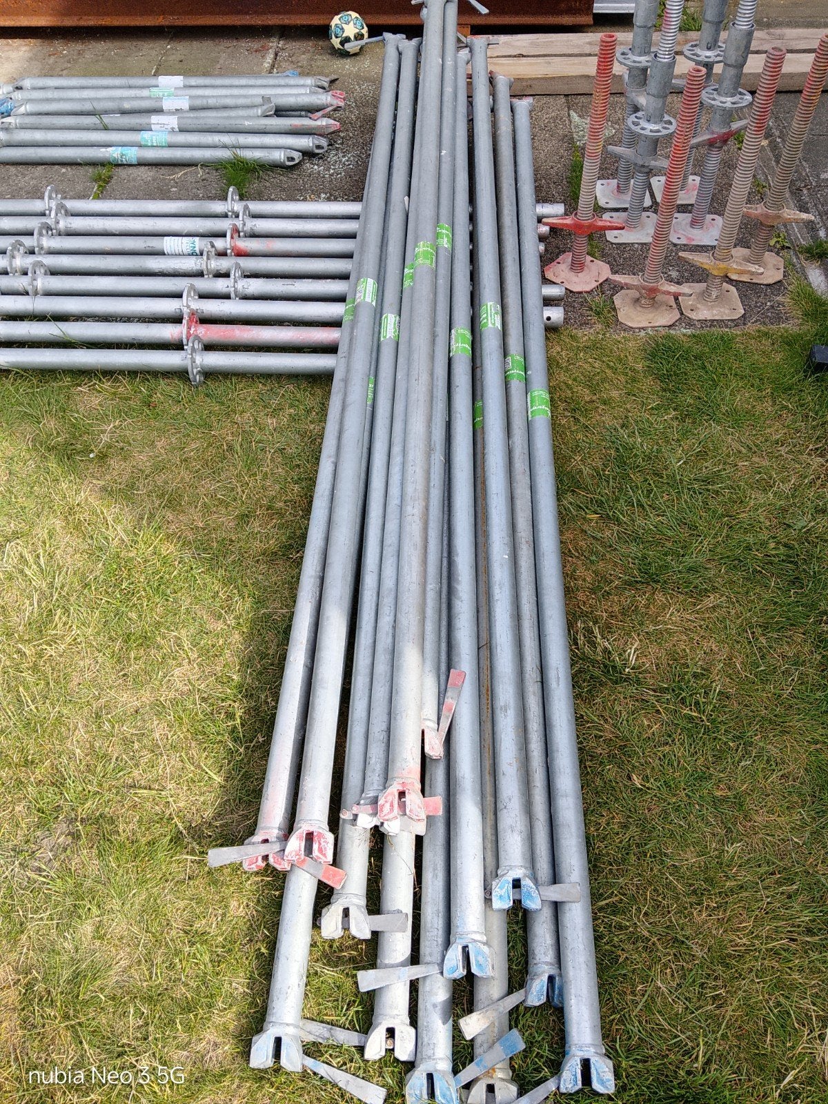 Complete steigerpakket met platformen en spindels, Ophalen