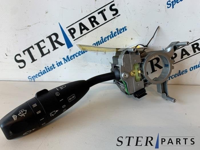 Commutateur feu clignotant d'un Mercedes B-Klasse, Autos : Pièces & Accessoires, Tableau de bord & Interrupteurs, Mercedes-Benz