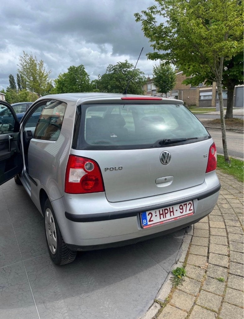 2004 Volkswagen Polo, Autos, Volkswagen, Argent ou Gris, Achat, 2 portes, 5 places