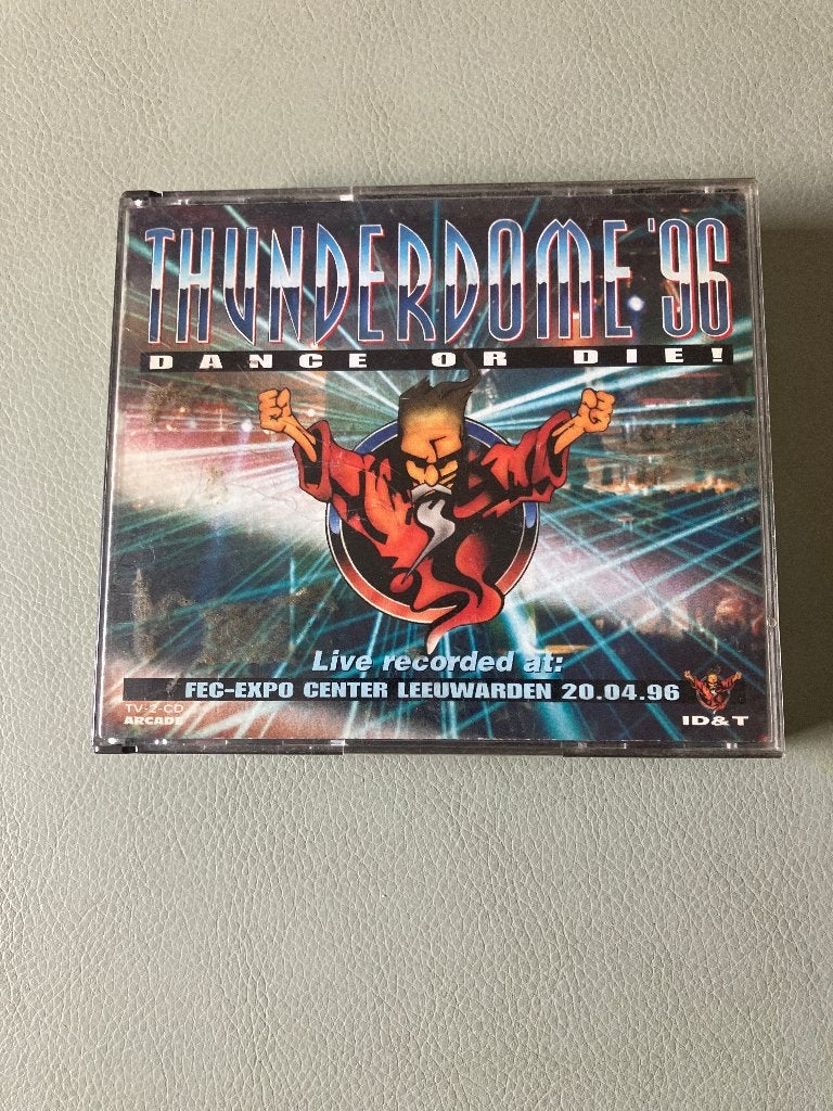 Thunderdome ‘96 - dance or die ! (Cd ), Hardcore, Ophalen of Verzenden, Zo goed als nieuw, Remixalbum