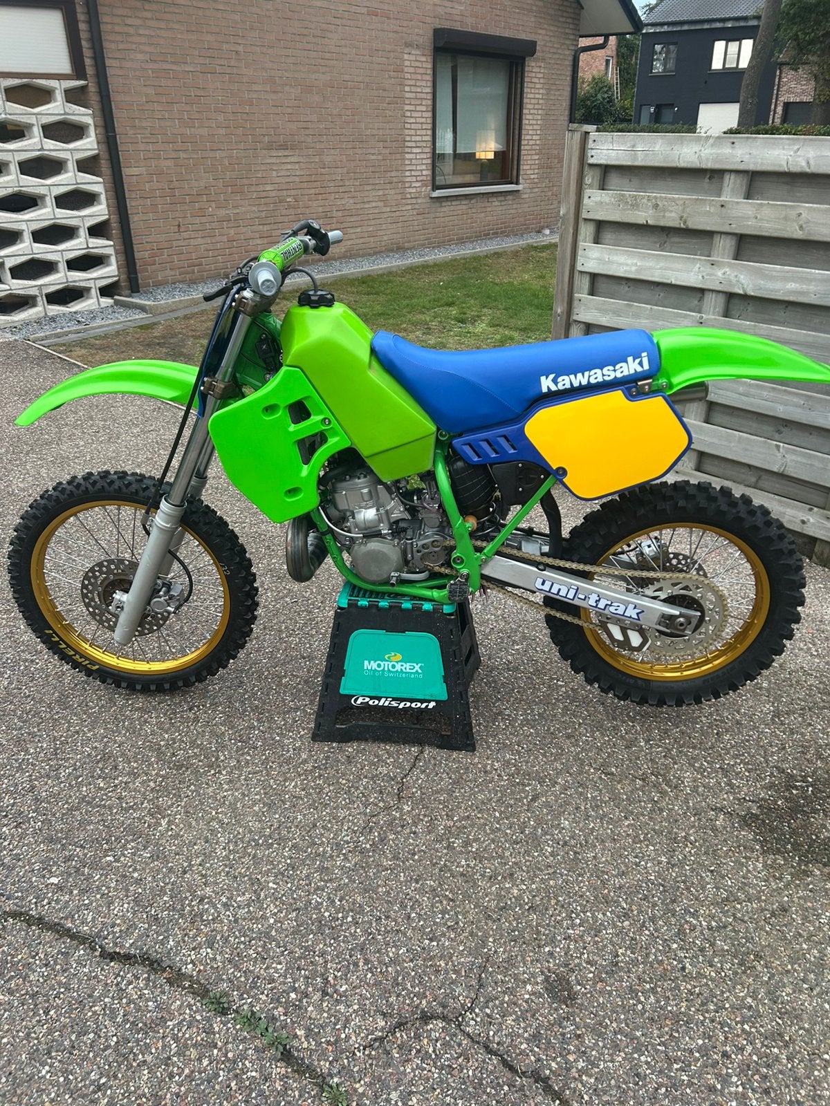 Kx 250 1988, Particulier