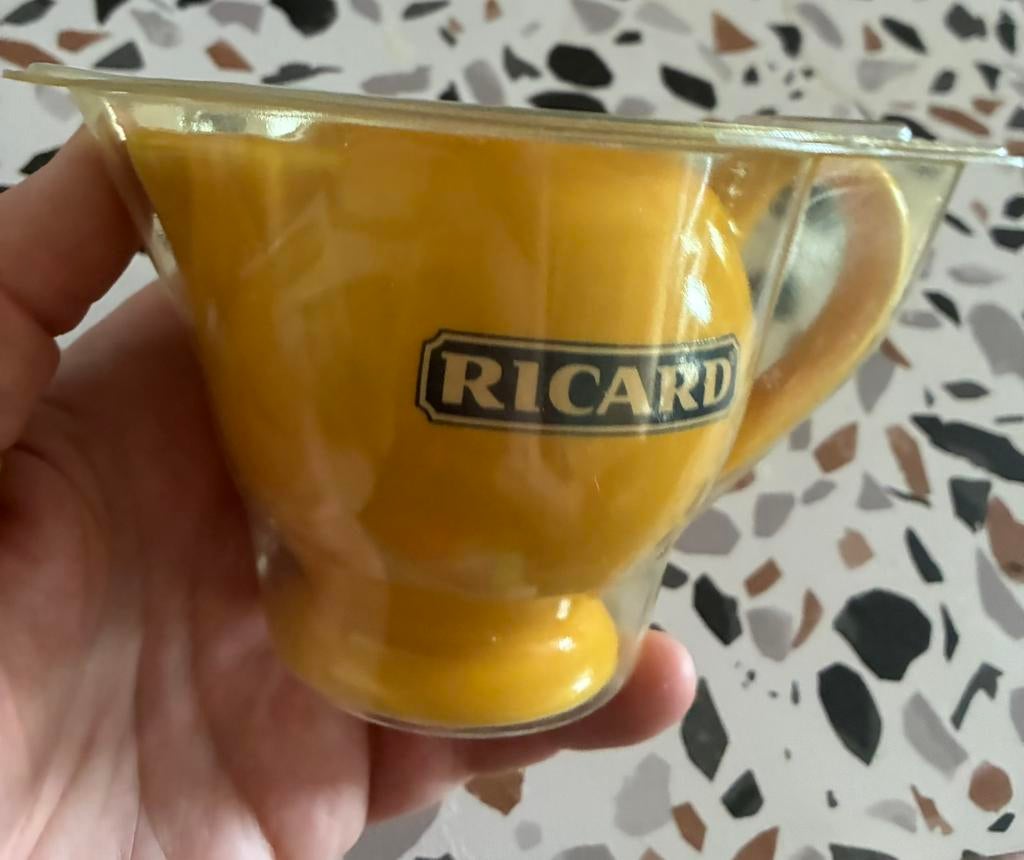 CARAFE ORIGINAL EN GRÈS ´´RICARD’´, Enlèvement, Neuf