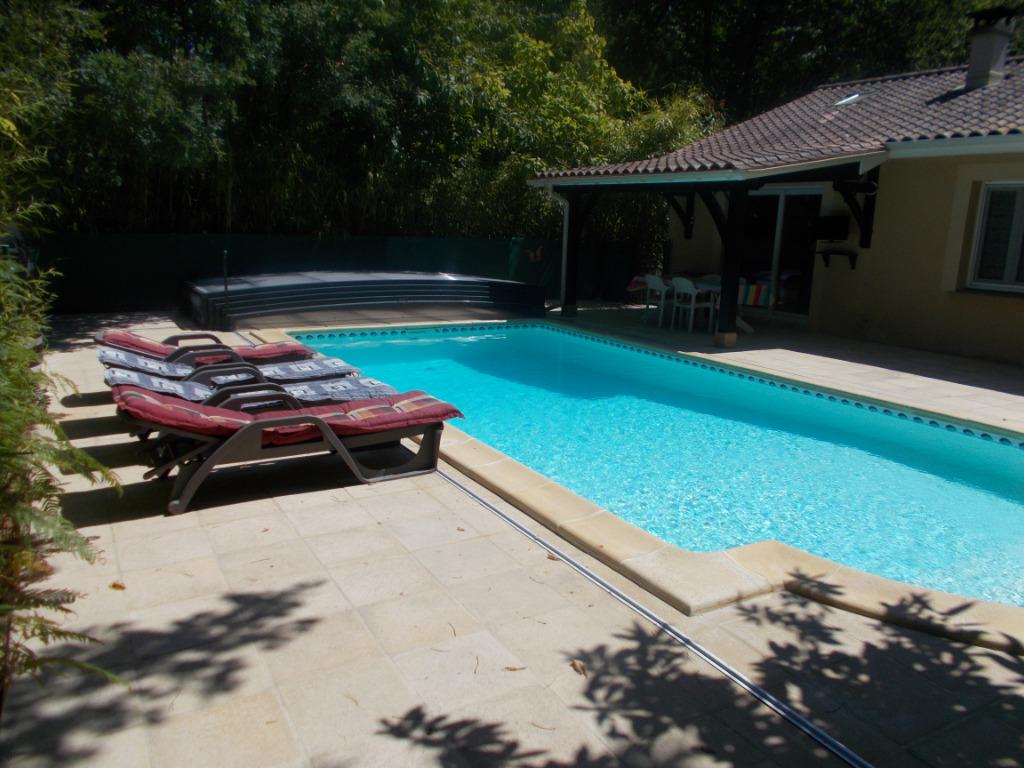 Maison de vacances avec piscine chauffée à louer en Dordogne, Propriétaire, Maison de campagne ou Villa, Campagne, Lit enfant