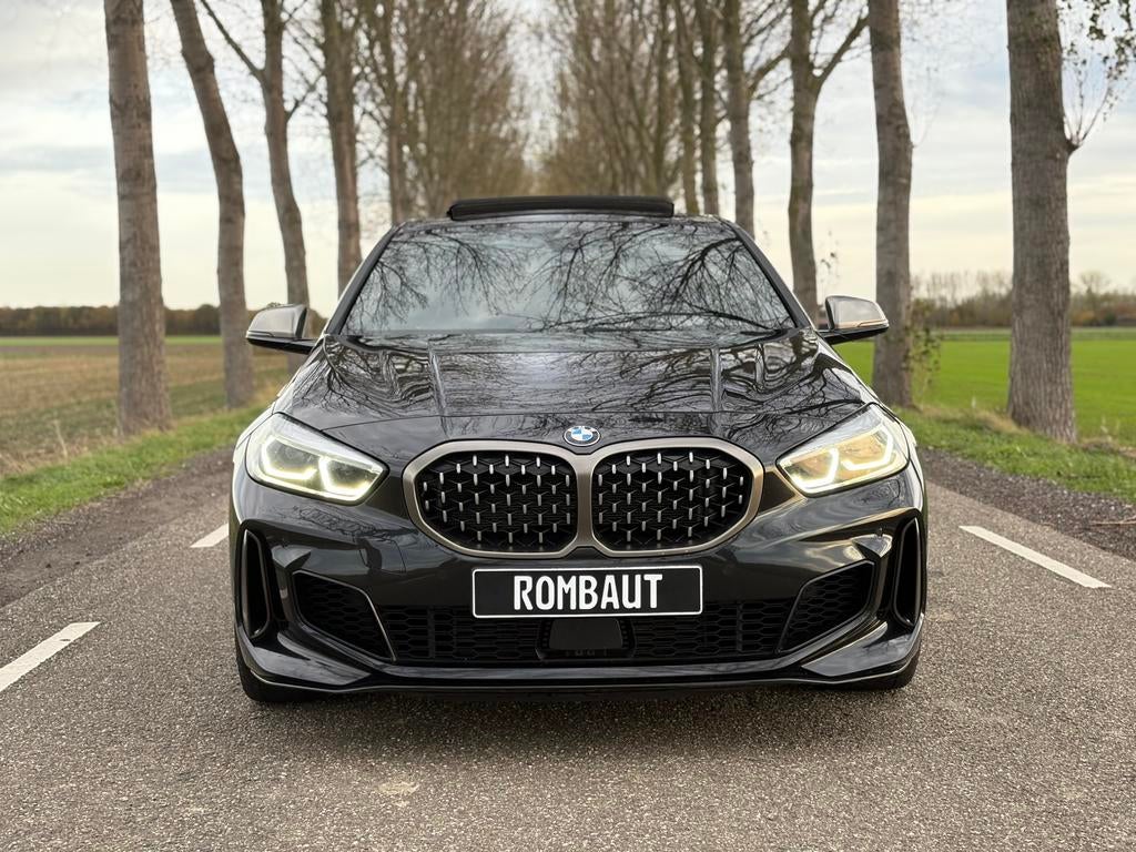 BMW M135 / FULL FULL / 100 DKM / BJ 2020 / PANO / CAMERA, Autos, Achat, Euro 6, Entreprise, Noir